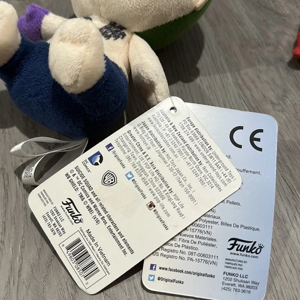Mopeez Joker and Harley Quinn collectible plush - Picture 4 of 9